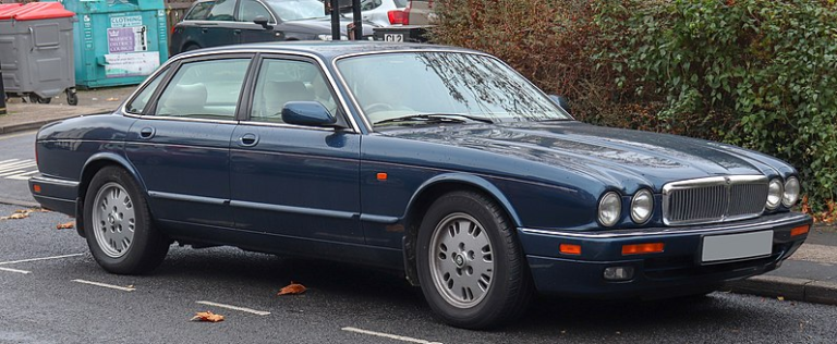 Jaguar XJ6