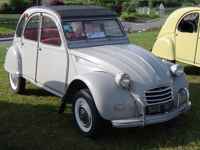 2CV-AZAM